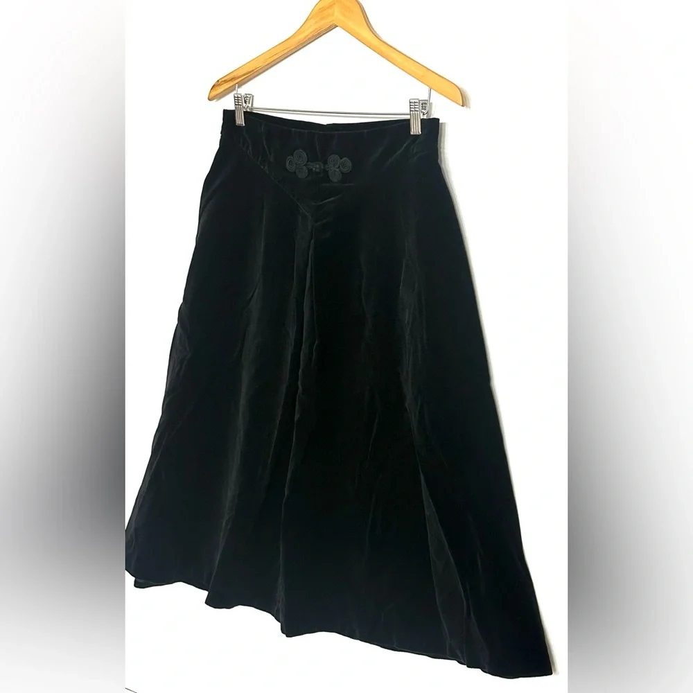Vintage Black Velvet Midi Skirt - Picture 1 of 6